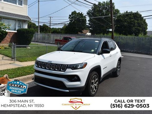 Used 2026 Jeep Compass Limited AWD/4WD image 3