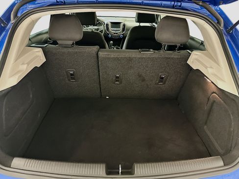 Used 2018 Chevrolet Cruze LT w/ Convenience Package image 29