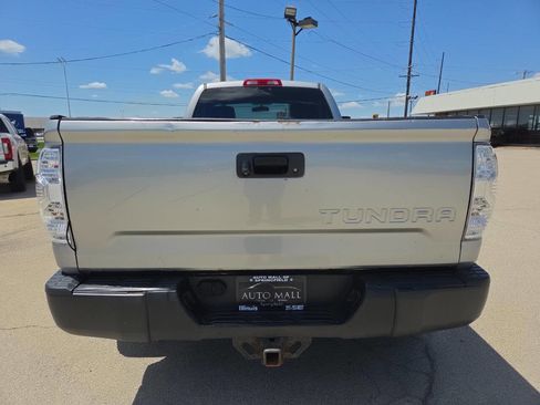 Used 2015 Toyota Tundra SR RWD image 4