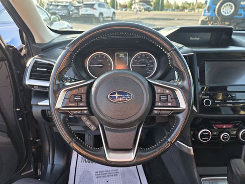 Used 2020 Subaru Forester Premium AWD/4WD image 7