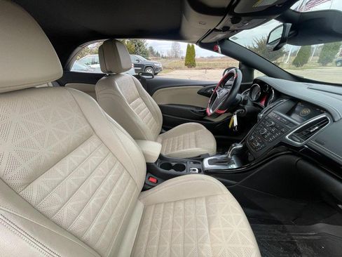 Used 2016 Buick Cascada Premium FWD image 3