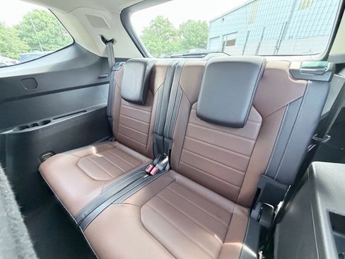 Used 2021 Volkswagen Atlas SEL Premium AWD/4WD image 29