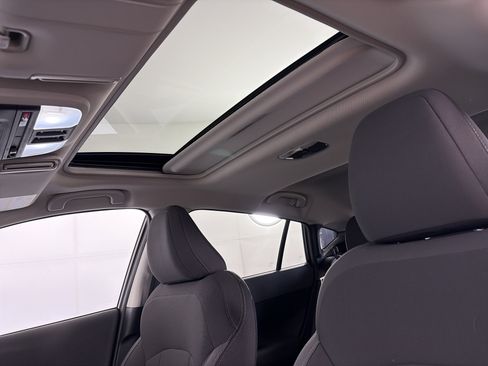 Used 2026 Subaru Crosstrek 2.0i Premium image 18