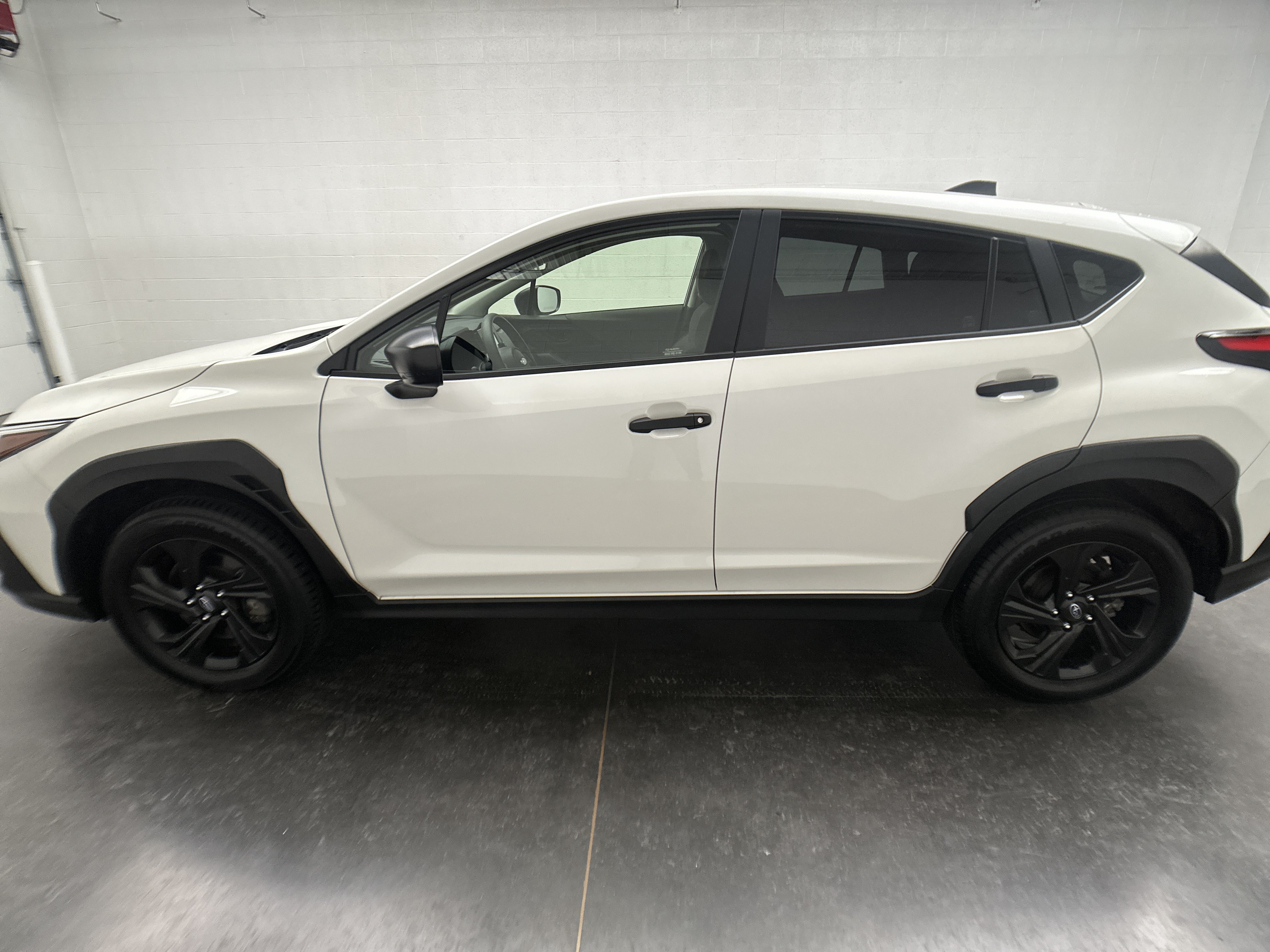 Used 2025 Subaru Crosstrek 2.0i AWD/4WD image 5