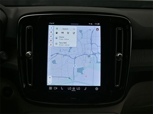 Used 2024 Volvo XC40 B5 Plus w/ Protection Package Premier image 14