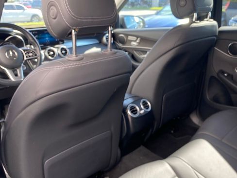 Used 2022 Mercedes-Benz GLC 300 4MATIC image 13