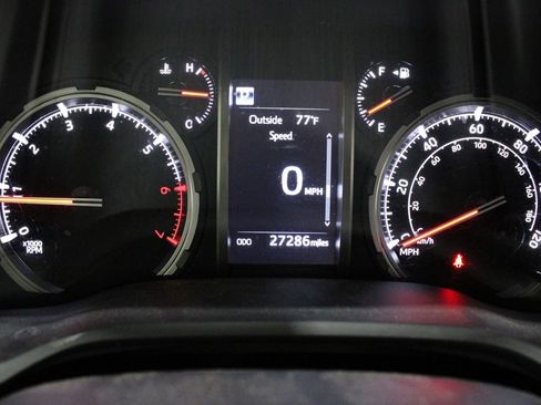 Used 2023 Toyota 4Runner TRD Off-Road Premium image 28