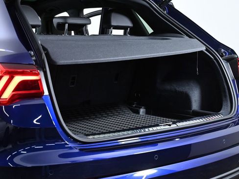 Used 2024 Audi Q3 2.0T Premium Plus w/ Premium Plus Package image 34