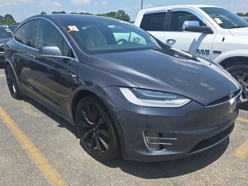 Used 2020 Tesla Model X Long Range AWD/4WD image 12