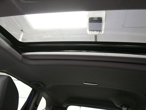 Used 2022 Honda CR-V Touring image 21
