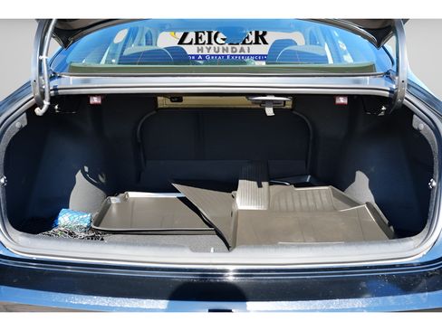 Certified 2023 Hyundai Sonata SEL w/ Convenience Package FWD image 11