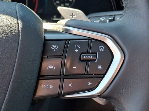 Used 2025 Lexus RX 350 Premium w/ Accessory Package AWD/4WD image 18