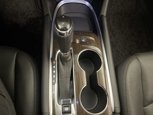 Used 2020 Chevrolet Malibu Premier FWD image 8