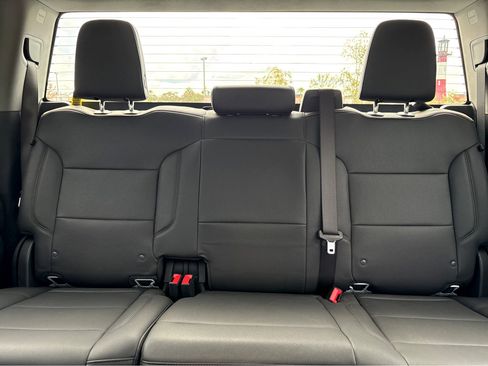 Used 2024 Chevrolet Silverado 1500 W/T w/ WT Value Package image 6