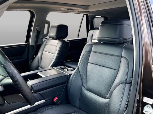 Used 2023 Toyota Sequoia Limited AWD/4WD image 8