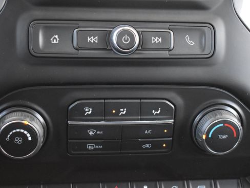 Used 2021 Chevrolet Silverado 1500 Custom w/ Safety Confidence Package RWD image 11