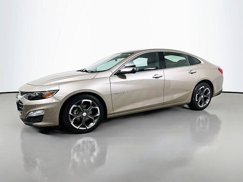 Used 2023 Chevrolet Malibu LT image 3