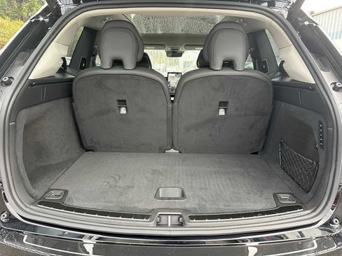 New 2025 Volvo EX90 Ultra w/ Protection Package Premier image 14