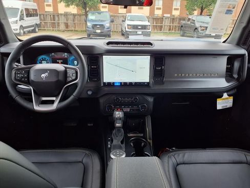 New 2026 Ford Bronco Badlands AWD/4WD image 7