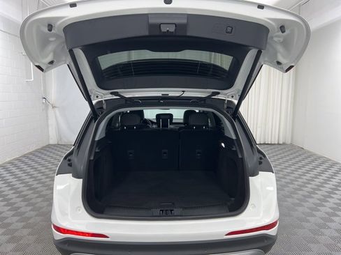 Used 2022 Lincoln Corsair AWD w/ Premium Package image 8