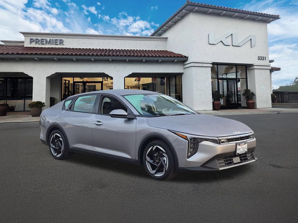 Certified 2026 Kia K4 GT-Line Turbo FWD image 2