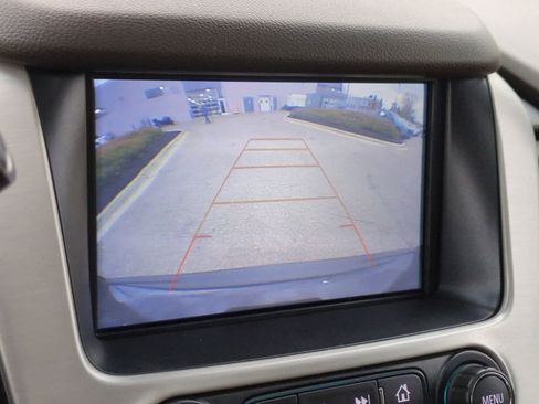 Used 2020 GMC Yukon XL SLT w/ Open Road Package image 32