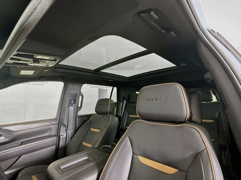 Used 2023 GMC Yukon AT4 w/ AT4 Premium Package AWD/4WD image 24