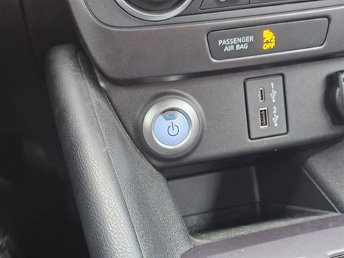 Used 2024 Nissan Leaf S FWD image 25
