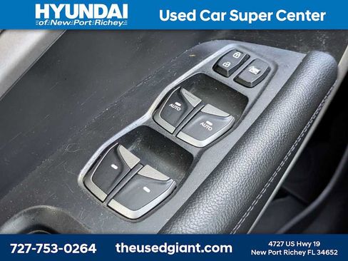 Used 2015 Hyundai Santa Fe Sport w/ Option Group 02 FWD image 29