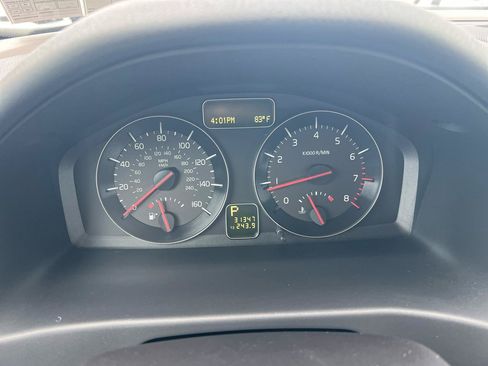 Used 2009 Volvo C70 T5 FWD image 18