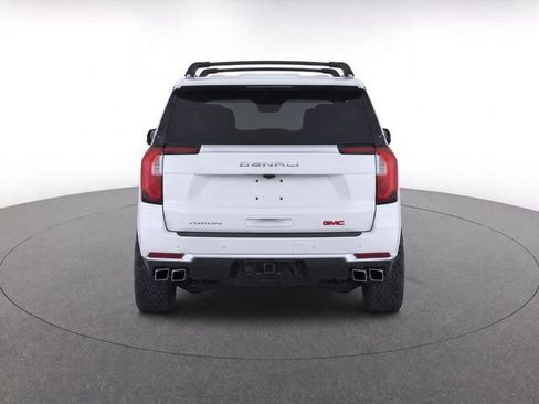 Used 2025 GMC Yukon XL Denali w/ Denali Reserve Package AWD/4WD image 4