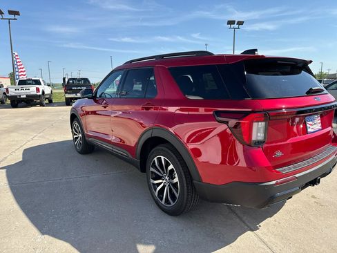 New 2026 Ford Explorer ST-Line AWD/4WD image 10