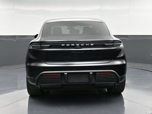 Certified 2025 Porsche Macan 4 Electric AWD/4WD image 7