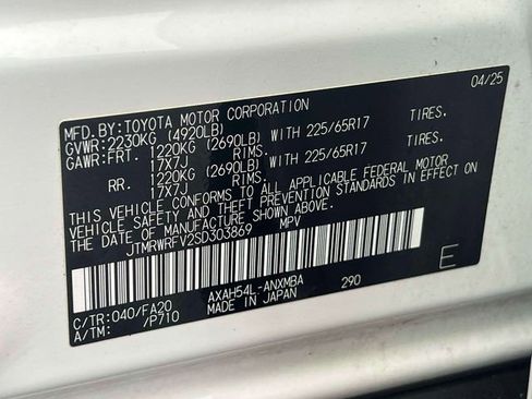 Certified 2025 Toyota RAV4 XLE AWD/4WD image 23
