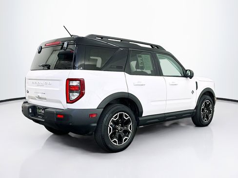 Used 2025 Ford Bronco Sport Outer Banks w/ Outer Banks Tech Package+ AWD/4WD image 9