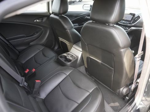 Used 2017 Chevrolet Volt Premier w/ Driver Confidence II Package image 14
