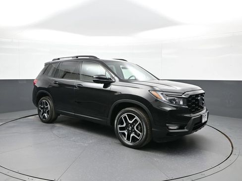 Certified 2023 Honda Passport Elite image 4