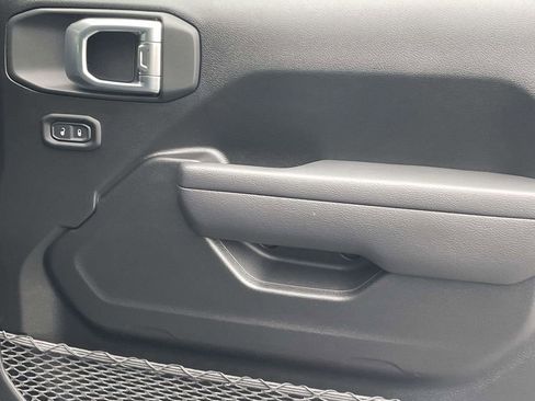 New 2026 Jeep Gladiator Sport AWD/4WD image 16