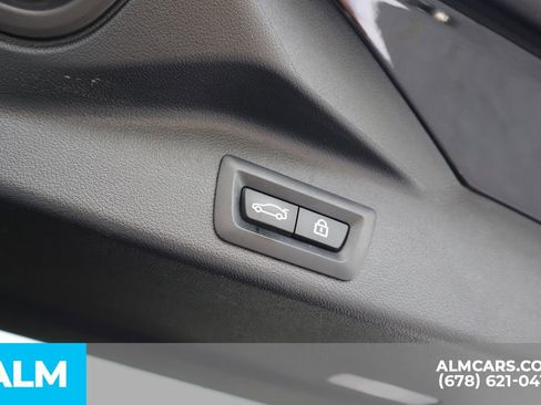 Used 2022 BMW X5 M50i image 22