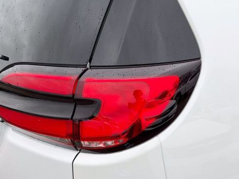 New 2026 Chrysler Pacifica Select image 6