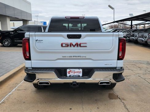 New 2026 GMC Sierra 1500 SLT image 5