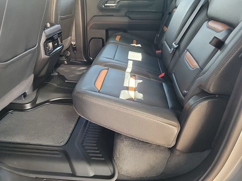 Used 2026 GMC Sierra 2500 AT4 w/ AT4 Premium Plus Package AWD/4WD image 15