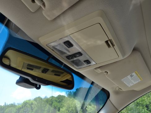 Used 2006 Ford Five Hundred SEL FWD image 30