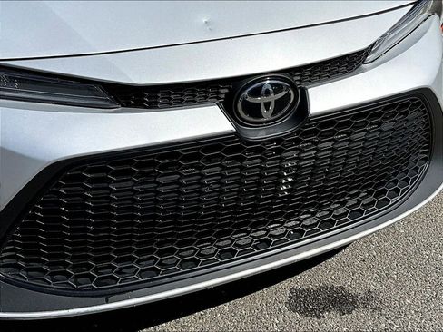 Used 2022 Toyota Corolla LE image 26