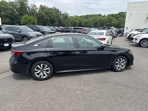 Used 2025 Honda Civic LX image 5