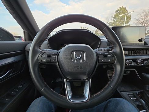 Used 2023 Honda CR-V LX image 13