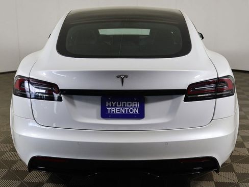 Used 2022 Tesla Model S AWD/4WD image 14