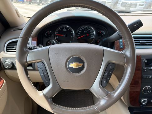 Used 2014 Chevrolet Tahoe LT RWD image 11