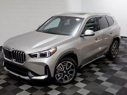 New 2026 BMW X1 xDrive28i w/ Convenience Package AWD/4WD image 2