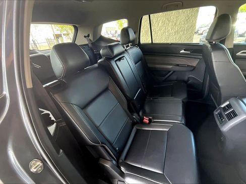 Used 2021 Volkswagen Atlas SE FWD image 19